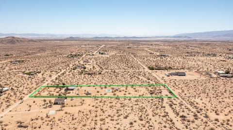 59811 Belfair Dr, Yucca Valley, CA 92284 photo 4