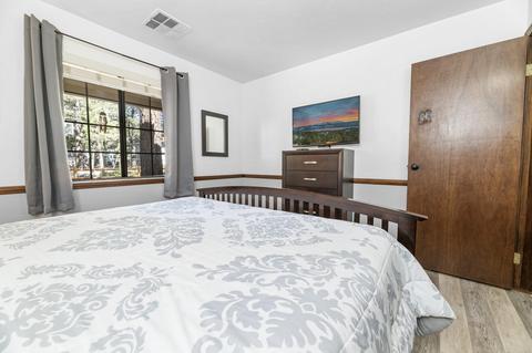 960 D Ln, Big Bear City, CA 92314 photo 58