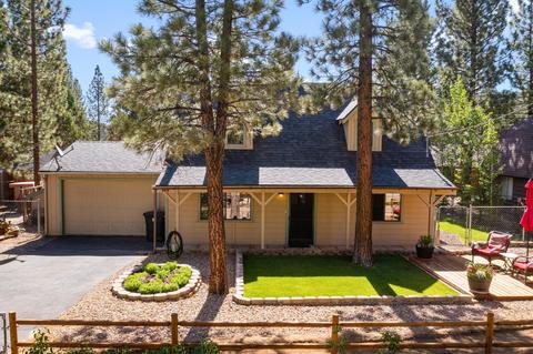 960 D Ln, Big Bear City, CA 92314 photo 2