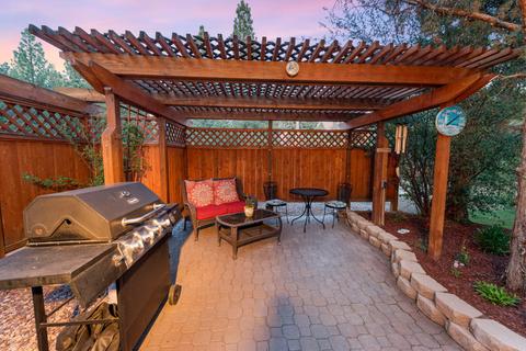 960 D Ln, Big Bear City, CA 92314 photo 20