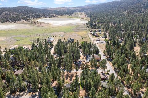 960 D Ln, Big Bear City, CA 92314 photo 8