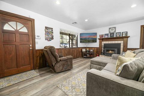 960 D Ln, Big Bear City, CA 92314 photo 49