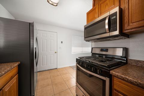 951 Martin Pl, Brawley, CA 92227 photo 10