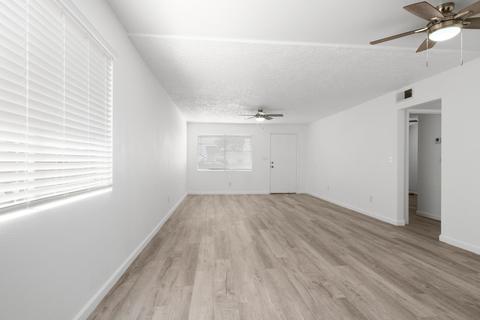 951 Martin Pl, Brawley, CA 92227 photo 7