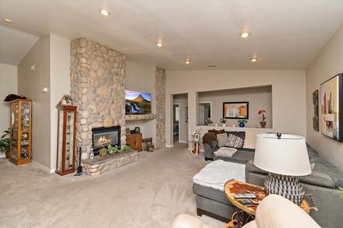 1625 Malabar Way, Big Bear City, CA 92314 photo 16