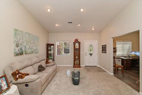1625 Malabar Way, Big Bear City, CA 92314 photo 5