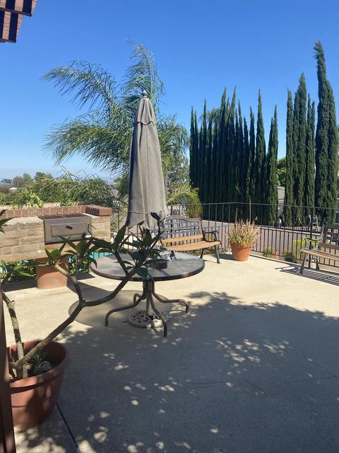 1076 Jefferson, Upland, CA 91784 photo 3