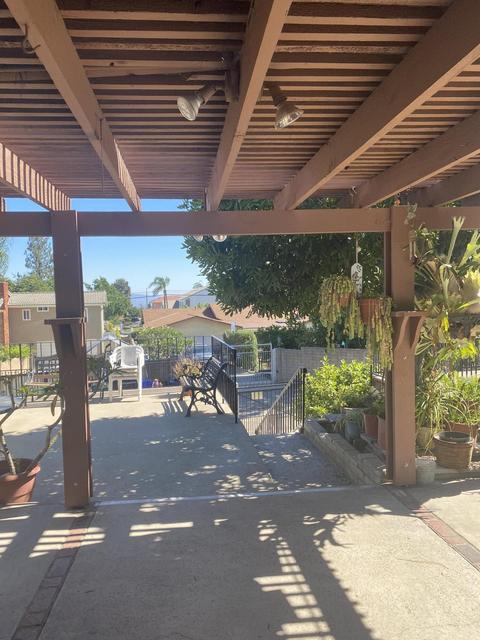 1076 Jefferson, Upland, CA 91784 photo 7