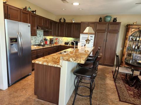 67520 S Laguna Dr, Cathedral City, CA 92234