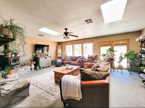59155 Memory Ln, Yucca Valley, CA 92284 photo 1