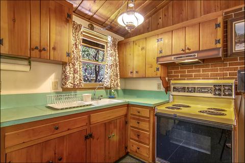26570 Crestview Dr, Idyllwild, CA 92549 photo 17