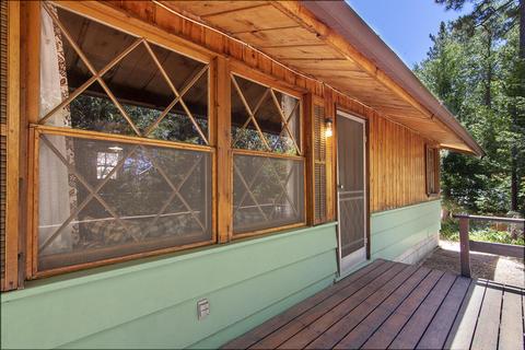 26570 Crestview Dr, Idyllwild, CA 92549 photo 3