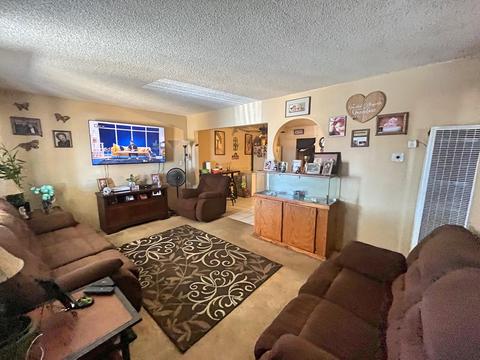 7580 Palm Ave, Yucca Valley, CA 92284 photo 4