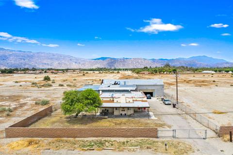 54521 Calhoun St, Thermal, CA 92274 photo 2