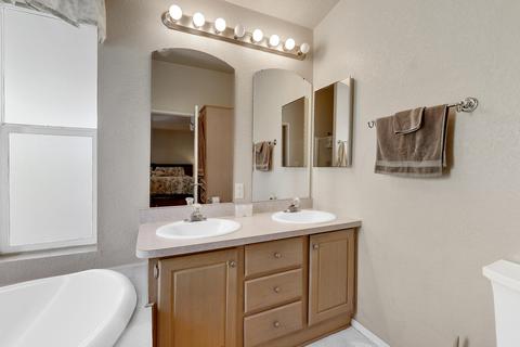 6 Diamond E Dr, Palm Desert, CA 92260 photo 9