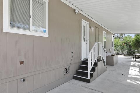 6 Diamond E Dr, Palm Desert, CA 92260 photo 4