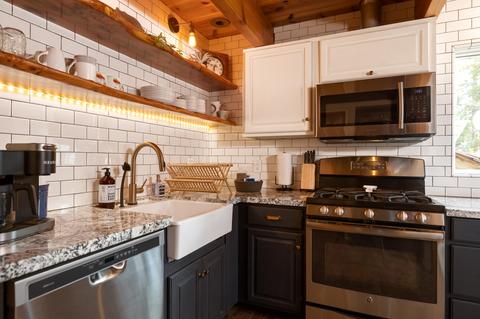 433 Dixie Ln, Big Bear Lake, CA 92315 photo 8