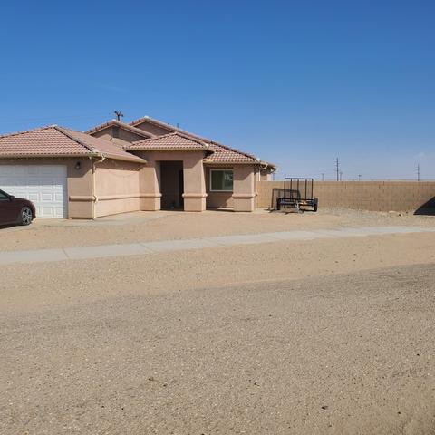1966 Bell Ct, Thermal, CA 92274 photo 2