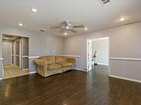 43765 Yucca St, Indio, CA 92201 photo 3