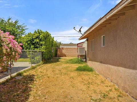 43765 Yucca St, Indio, CA 92201 photo 23