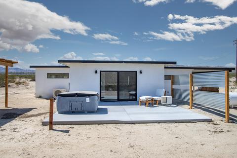 67754 Whitmore Rd, Twentynine Palms, CA 92277 photo 3