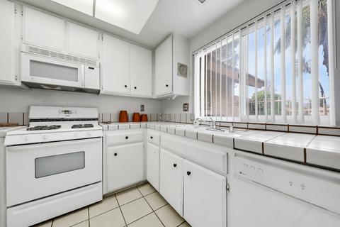 49223 Taylor St, Indio, CA 92201 photo 1