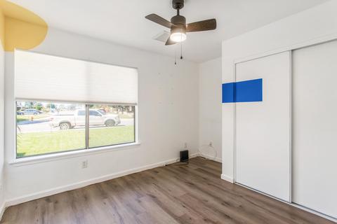 6985 Grove Ave, Highland, CA 92346 photo 22