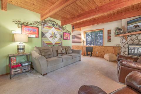1110 Mountain Ln, Big Bear City, CA 92314 photo 11