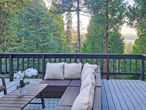 380 Emerald Dr, Lake Arrowhead, CA 92352 photo 2