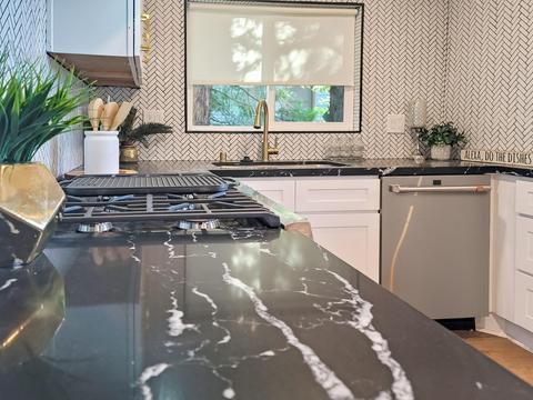 380 Emerald Dr, Lake Arrowhead, CA 92352 photo 8