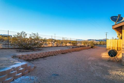 56050 Shannon Rd, Landers, CA 92285 photo 31