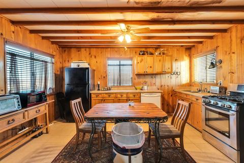 56050 Shannon Rd, Landers, CA 92285 photo 12