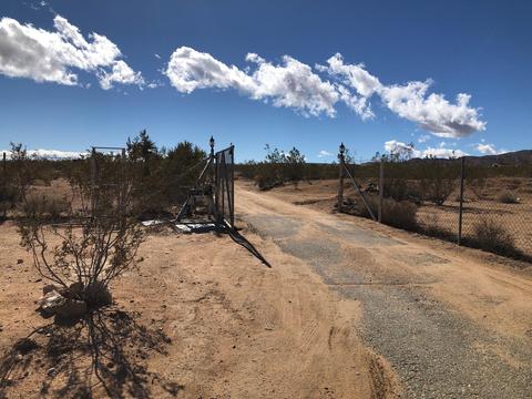1950 N Cambria, Landers, CA 92285 photo 4