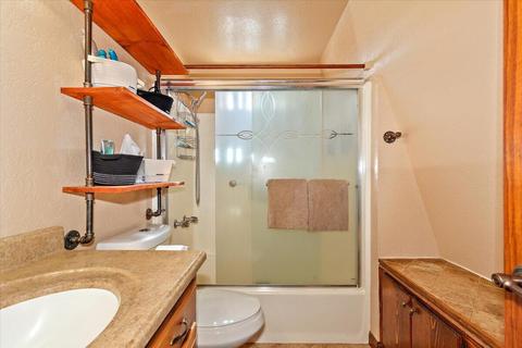 2066 6th Ln, Big Bear City, CA 92314 photo 16