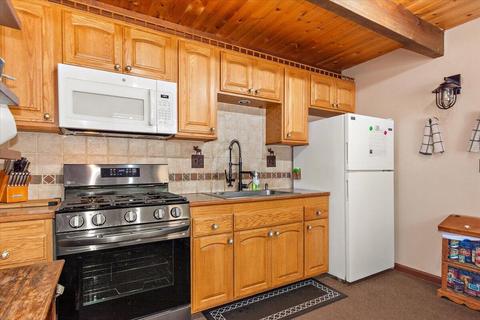 2066 6th Ln, Big Bear City, CA 92314 photo 10