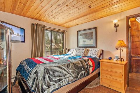 2066 6th Ln, Big Bear City, CA 92314 photo 18