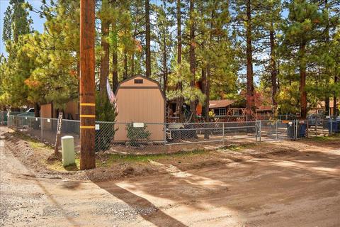 2066 6th Ln, Big Bear City, CA 92314 photo 35