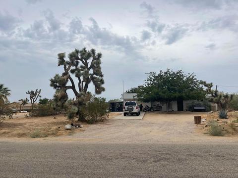 4584 Indio Ave, Yucca Valley, CA 92284
