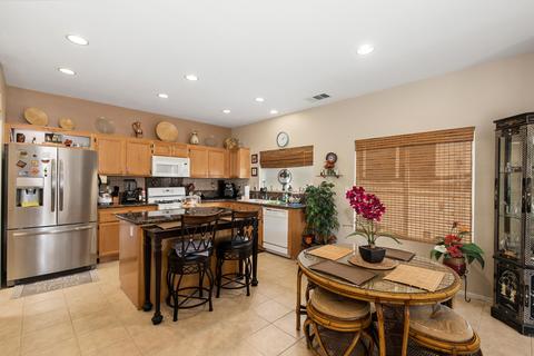 83111 Broadmoor Dr, Indio, CA 92203 photo 4