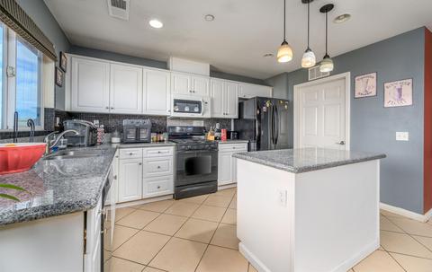 308 Yosemite Ave, Perris, CA 92570 photo 12