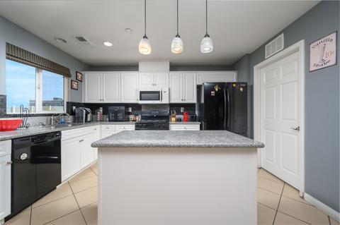 308 Yosemite Ave, Perris, CA 92570 photo 11