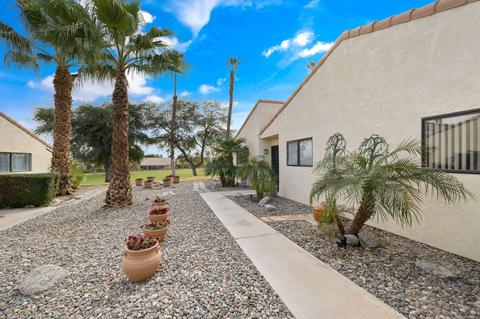 49290 Wayne St, Indio, CA 92201 photo 5