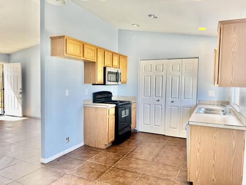 1238 Sargo Ave, Thermal, CA 92274 photo 2