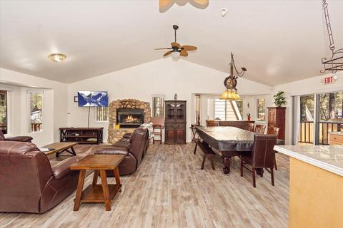 615 Thrush Dr, Big Bear Lake, CA 92315 photo 8