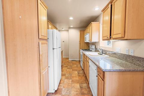 2181 3rd Ln, Big Bear City, CA 92314 photo 8