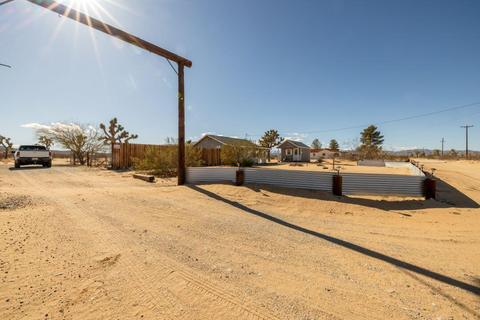 59367 Phillipi Ave, Landers, CA 92285 photo 7