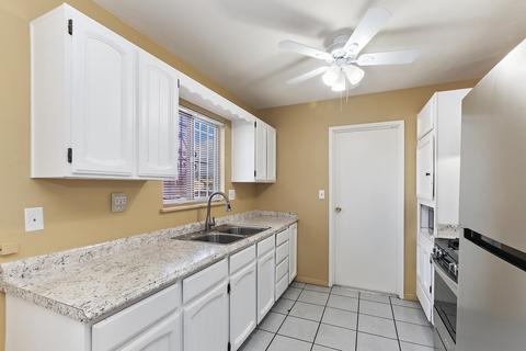82233 Mountain View Ave, Indio, CA 92201 photo 13