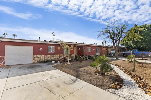 82233 Mountain View Ave, Indio, CA 92201 photo 4