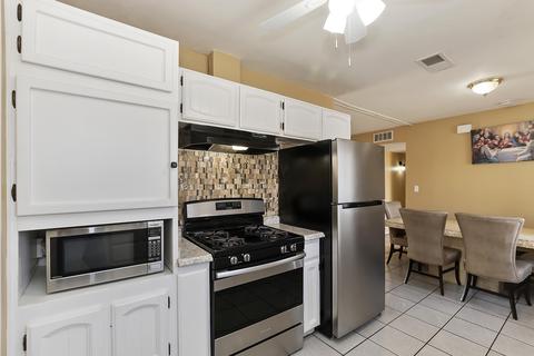 82233 Mountain View Ave, Indio, CA 92201 photo 11