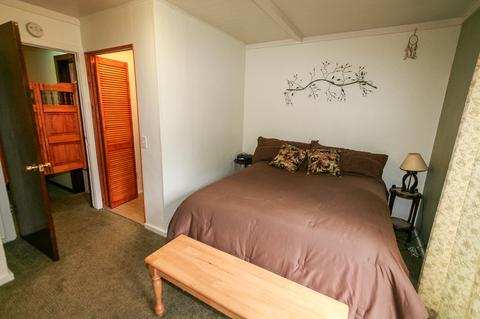 607 Spruce Ln, Sugarloaf, CA 92386 photo 13